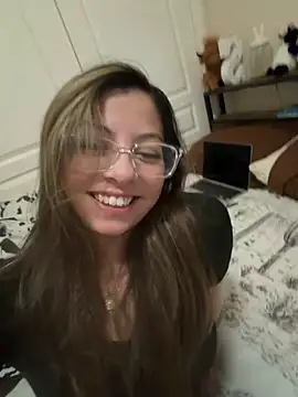 Snapshot of bunnygorl12 chatting on April 2026 05:25:01 AM bunnygorl12 online show from April 2026 05:25:01 AM