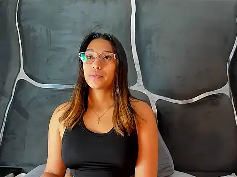 Keilasex 01 online show from October 2025 02:06:02 PM