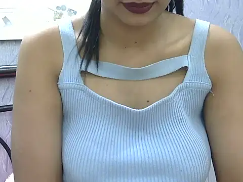 Snapshot of SEXY_DOLL88 chatting on April 2026 03:33:02 PM SEXY DOLL88 online show from April 2026 03:33:02 PM