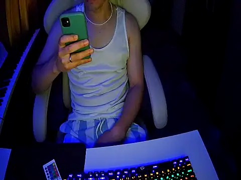 Rryans online show from November 2025 09:08:01 PM