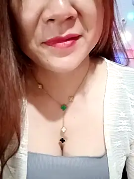 Moue-angel online show from October 2025 04:20:02 PM
