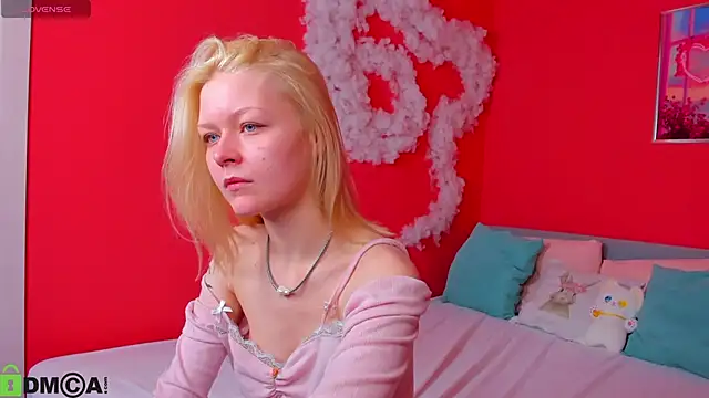 Callista a online show from November 2025 03:48:01 AM