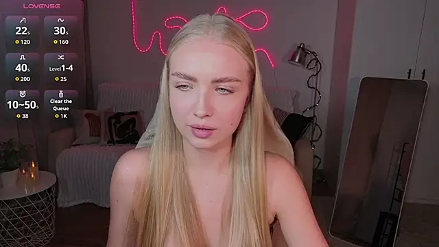 TessaGrays online show from March 2026 07:10:02 PM