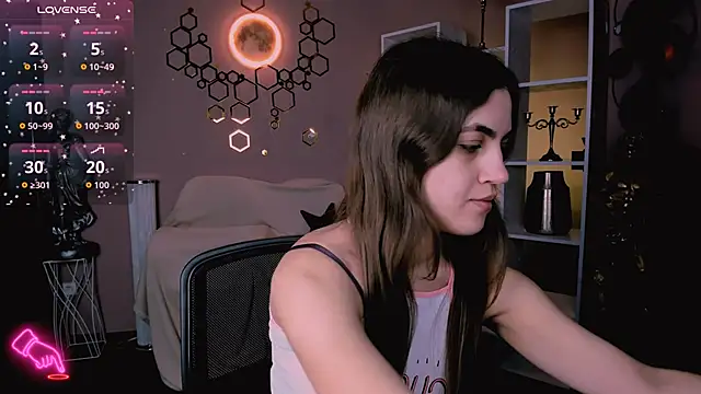 Snapshot of lina_fox12 chatting on December 2025 01:20:02 PM lina fox12 online show from December 2025 01:20:02 PM