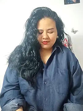 Tania cruz  online show from December 2025 08:38:02 PM