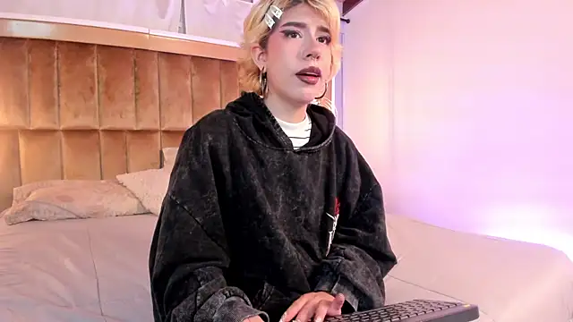 SamyShark online show from January 2026 04:40:01 AM