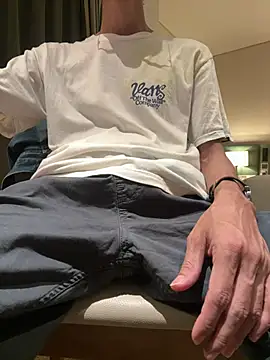 HenryLee1983-cums online show from May 2026 01:50:01 PM