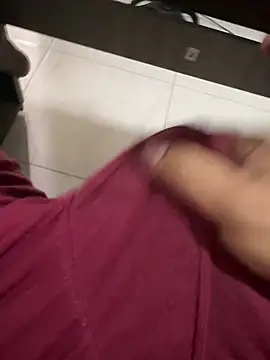 Snapshot of Pepitolim chatting on November 2025 05:15:02 PM Pepitolim online show from November 2025 05:15:02 PM