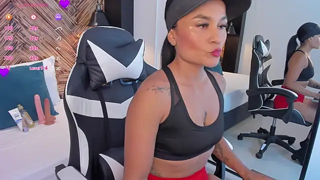 tabata69  online show from November 2025 09:05:02 PM