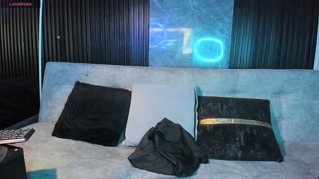 Snapshot of cloemorningstar chatting on October 2025 04:42:02 PM cloemorningstar online show from October 2025 04:42:02 PM