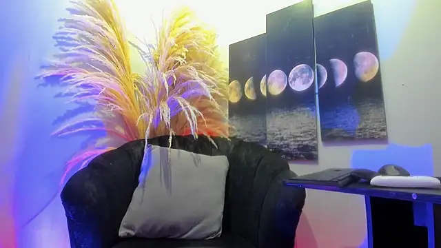 Snapshot of cloemorningstar chatting on November 2025 03:21:01 PM cloemorningstar online show from November 2025 03:21:01 PM