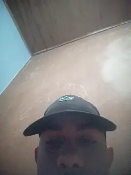 Snapshot of mestre637 chatting on October 2025 06:47:01 PM mestre637 online show from October 2025 06:47:01 PM