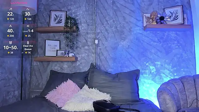 Nikolbrice online show from January 2026 07:06:01 PM