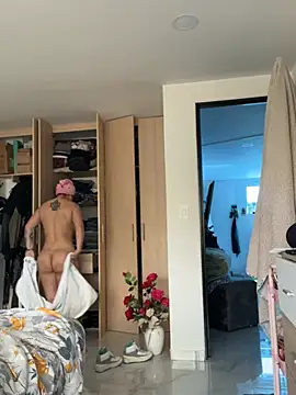 Zoe riivas online show from February 2026 03:49:02 PM