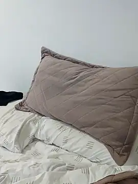 Zoe riivas online show from April 2026 11:21:01 AM