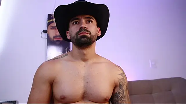 Snapshot of SOY_MIKE chatting on February 2026 02:06:02 PM SOY MIKE online show from February 2026 02:06:02 PM