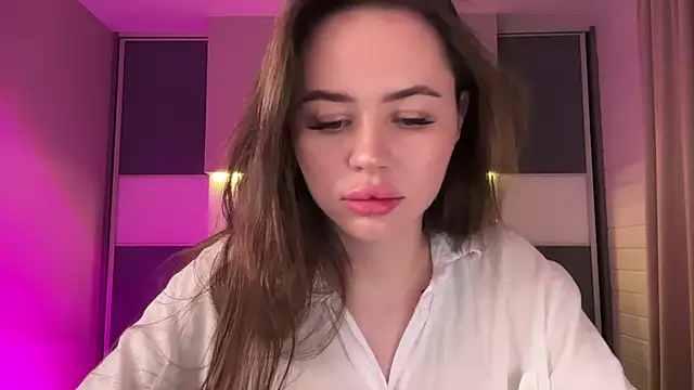 AlmaryKim online show from February 2025 03:59:02 PM