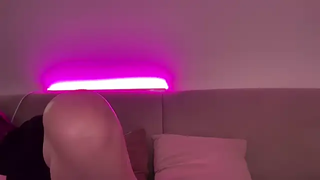 AlmaryKim online show from March 2026 08:38:02 PM