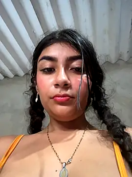 Sweed-virgin-pussy online show from November 2025 01:29:02 PM