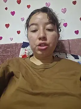 annyaparis online show from February 2026 12:09:01 AM