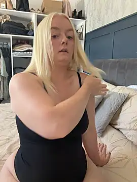 lusciouslylou online show from August 2026 10:51:02 AM