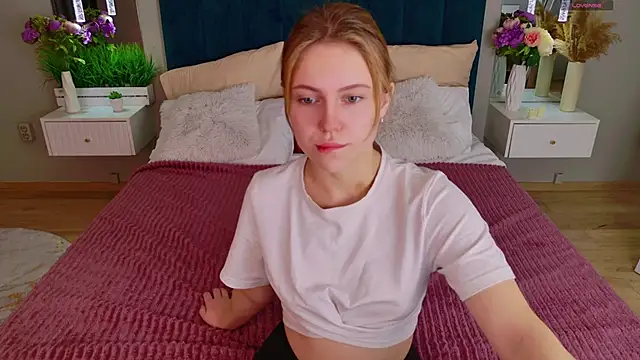 Stellahaart online show from December 2025 07:28:01 AM