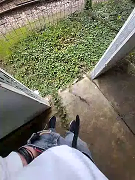 rezzzze online show from April 2026 02:15:01 PM