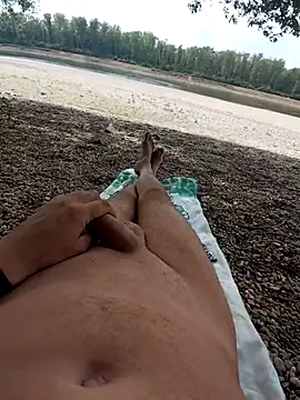rezzzze online show from July 2026 01:54:01 PM