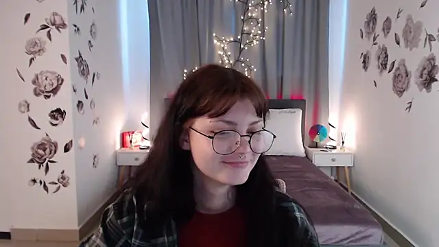 MileyRood online show from November 2025 11:38:02 PM