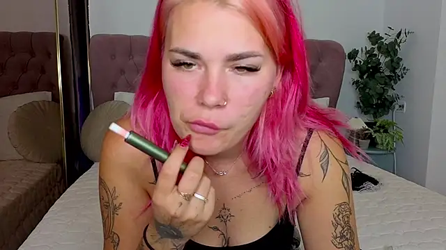 Naughty kittyy1 online show from October 2025 12:39:02 AM