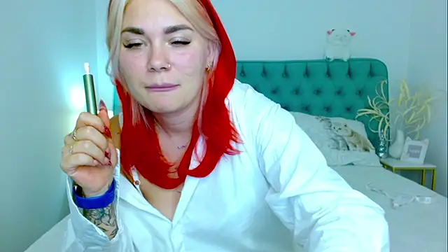 Naughty kittyy1 online show from October 2025 07:55:01 PM