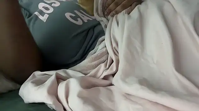 nanaisbackk online show from October 2025 10:47:02 PM