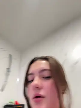 Victoria6989 online show from February 2026 10:37:02 PM