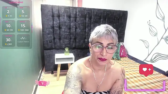 Charlotte  Gray online show from January 2026 08:45:02 PM