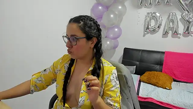 Venus cat  online show from November 2025 02:34:01 AM