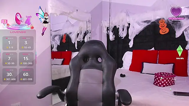 MayaCurvy online show from October 2025 04:15:02 AM