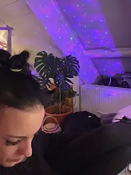 V-WINELOVER online show from October 2025 01:06:01 AM