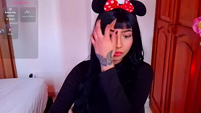 Snapshot of emma_web_ chatting on November 2025 03:12:02 PM emma web online show from November 2025 03:12:02 PM