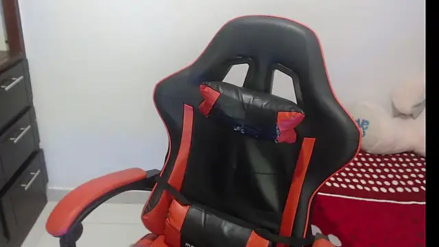 Snapshot of emily_sexxx chatting on November 2025 11:45:01 AM emily sexxx online show from November 2025 11:45:01 AM