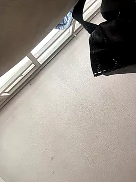 Ada Pink online show from November 2025 05:01:02 PM