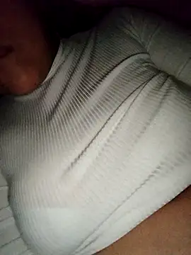 madeelinee online show from October 2025 05:25:01 AM