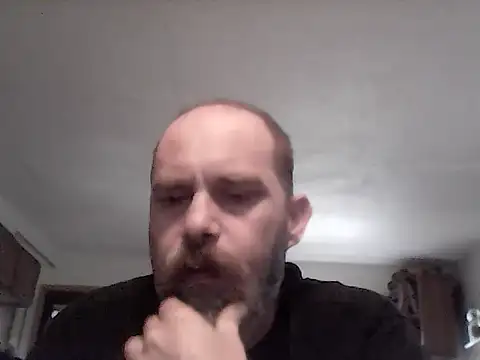 crazyheratic8 online show from August 2026 12:43:01 PM