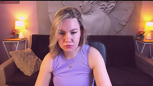 Snapshot of AriaEven chatting on March 2026 03:08:02 AM AriaEven online show from March 2026 03:08:02 AM