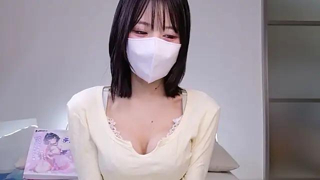 Snapshot of hana-08787- chatting on May 2026 02:13:01 PM hana-08787- online show from May 2026 02:13:01 PM