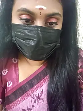 Snapshot of Dheronika_sweetie chatting on October 2025 05:12:02 PM Dheronika sweetie online show from October 2025 05:12:02 PM