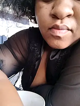 Snapshot of thicknjuicyx chatting on October 2025 07:27:02 AM thicknjuicyx online show from October 2025 07:27:02 AM