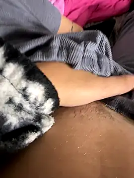 porca05  online show from October 2025 09:40:02 AM