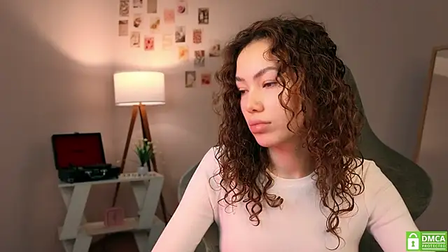 Snapshot of branchwithflowerss chatting on November 2025 06:01:01 AM branchwithflowerss online show from November 2025 06:01:01 AM