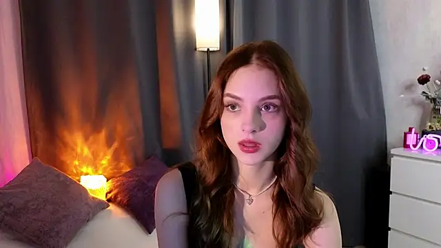 midnightMaya online show from November 2025 07:13:02 PM