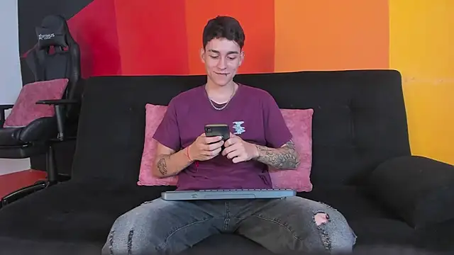 LukeSavagge online show from October 2025 01:56:02 PM